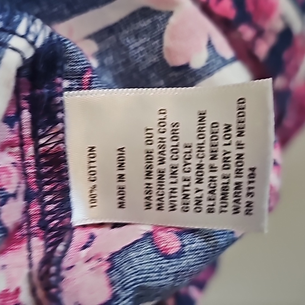 Crown & Ivy kids girls medium floral shirt - Picture 6 of 6